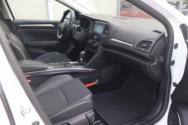 Renault MEGANE Estate 1.2 TCe Bose NL-Auto!! Pano I Stoelmassage I Sfeerverlichting