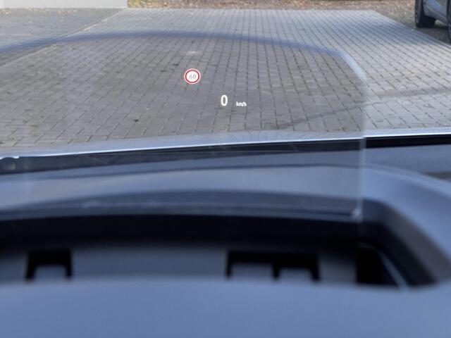 Renault MEGANE Estate 1.6 E-Tech Plug-In Hybrid 160 Techno / Dealer onderhouden / EAER 51 km / Navigatie / HUD / Stuur- en stoelverwarming / Apple Carplay Android / 17" LM wielen / Camera / Parkeerassistent /