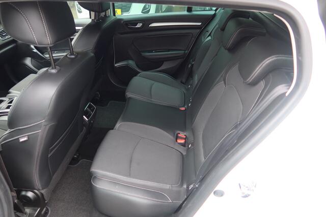 Renault MEGANE Estate 1.3 TCe 140PK Intens I TREKHAAK I PDC I CLIMA