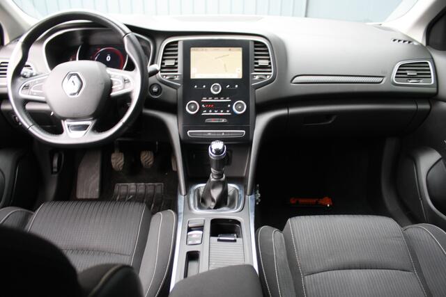 Renault MEGANE Estate 1.5 dCi Eco2 Limited - LAGE KM. STAND - NAVIGATIE - PDC