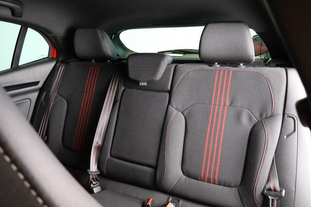 Renault MEGANE 1.6 E-Tech Plugin RS-Line - Stoelverwarm. HeadUp Display