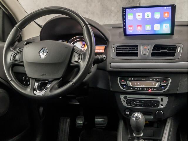 Renault MEGANE Estate 1.2 TCe Limited Sport (NAVIGATIE, CLIMATE, GETINT GLAS, CRUISE, SPORTSTOELEN, LM VELGEN, PARKEERSENSOREN, ARMSTEUN, NIEUWE APK, NIEUWSTAAT)