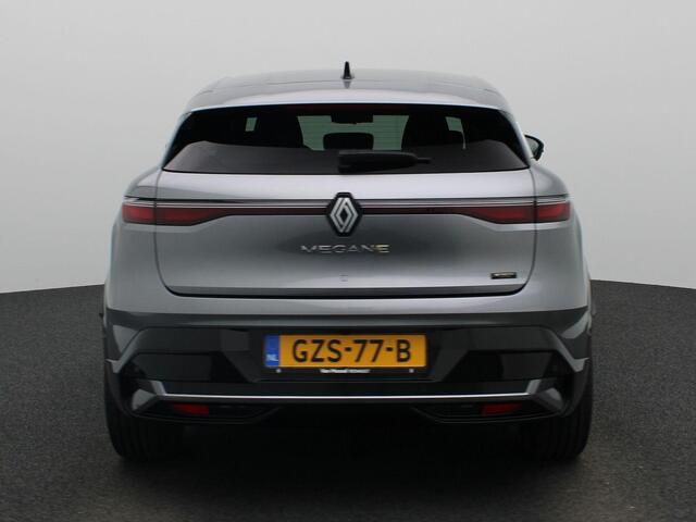 Renault MEGANE E-Tech comfort range techno 60 kWh | Pack Augmented Vision & Advanced Driving Assist | Pack Winter | Harman Kardon Audio | 20" LMV 'Soren' | Draadloze Smartphonelader | LED Pure Vision | Android Automotive | Keyless