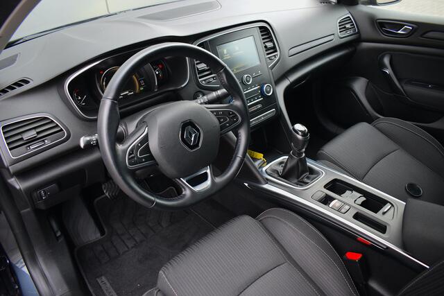 Renault MEGANE Estate 1.5 dCi Eco2 Bose | Trekhaak | Apple CarPlay | Cruise | Climate
