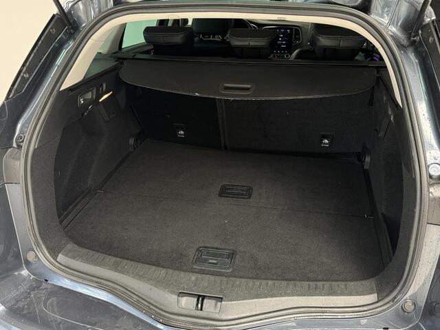 Renault MEGANE Estate 1.3 TCe 140 Techno | Navigatie | Camera | Cruise control | Trekhaak |