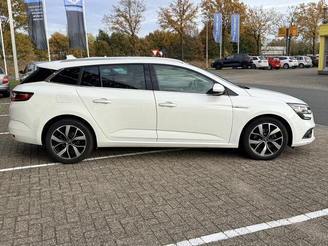 Renault MEGANE Estate 1.3 TCe 160pk Bose Edition | Automaat | Pano | Half Leder | Keyless | Stoelverwarming | Apple Carplay | Camera | Trekhaak
