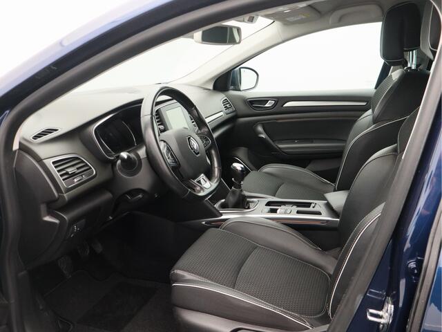 Renault MEGANE Estate 1.3 TCe Bose/ lage km/ achteruitrijcamera/ zeer mooi!
