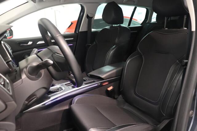 Renault MEGANE Estate 1.3 TCe 140 Techno | Climate control | Camera | Trekhaak | Parkeerassistent | AppleCarplay AndroidAuto | LED koplampen |