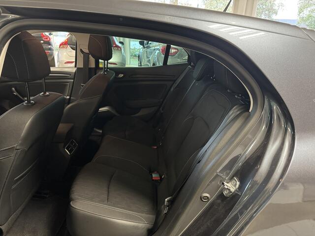 Renault MEGANE 1.3 TCe Limited automaat