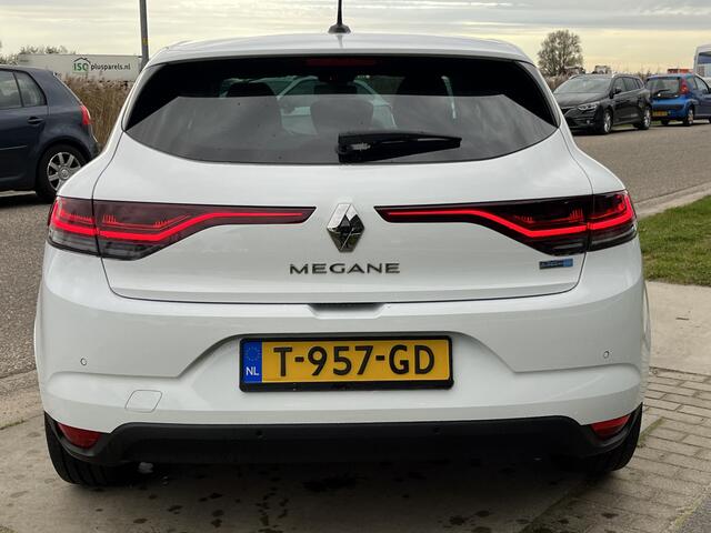 Renault MEGANE 1.6 E-Tech Plug-In Hybrid 160 PK / Automaat / Apple Carplay - Android Auto / Camera / Keyless / Climate / 16'' LMV /