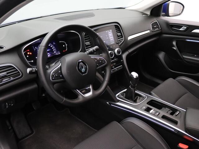 Renault MEGANE Estate 140pk TCe Intens Cruise | Climate | Navi | Parkeersens. v+a | Trekhaak