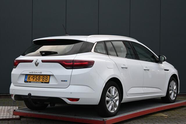 Renault MEGANE Estate 1.6 E-Tech Plug-In Hybrid 160 Business Zen