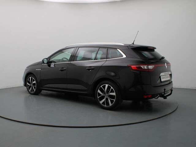Renault MEGANE Estate 140pk TCe Bose Camera | Cruise | Navi | Parkeersens. v+a | Trekhaak