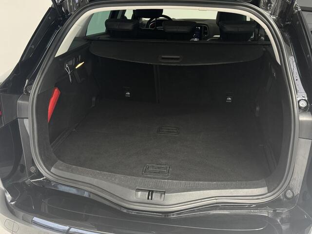 Renault MEGANE Estate 1.3 TCe 140 Techno | Trekhaak | All-Season banden | Achteruitrijcamera | Cruise Control |