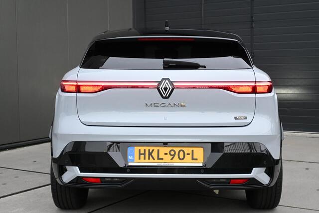 Renault MEGANE E-Tech comfort range techno 60 kWh | 360 CAMERA | STUURVERWARMING | NAVI | ADAPT. CRUISE CONTROL | APPLECARPLAY/ANDROIDAUTO | CLIMATE CONTROL | PDC | LMV