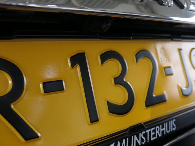 Renault MEGANE Estate 1.3 TCe Intens Dode hoek - Trekhaak - Headup display - Parkeerassistent