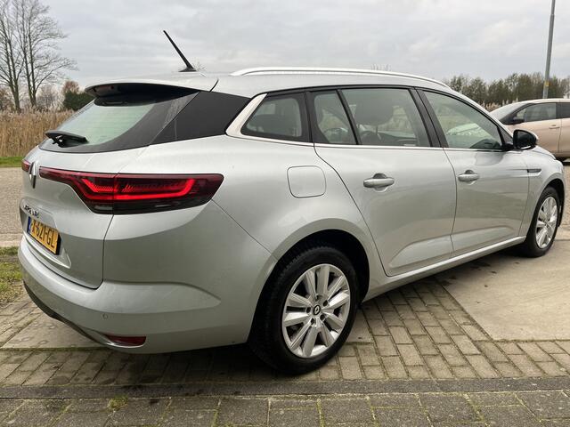 Renault MEGANE Estate 1.3 TCe 140 PK Equilibre / AppleCarplay - Android Auto / Keyless / Climate / PDC V+A /