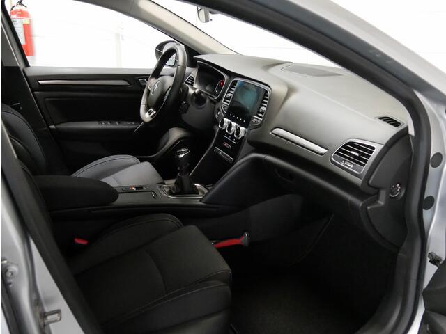 Renault MEGANE Estate 1.3 TCe 140 Equilibre Navi/ECC/PDC/Carplay (all-incl. prijs)