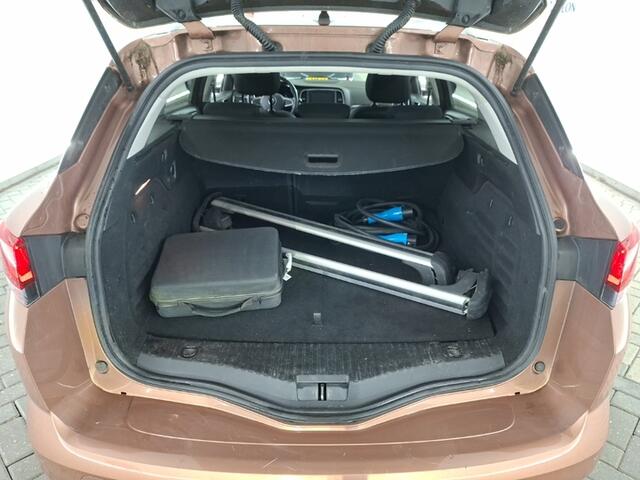 Renault MEGANE Estate 1.6 E-Tech Plug-In Hybrid 160 Business Zen 1e-Eig. & Keurig-Onderh. BOVAG-Garantie. NL-Auto.