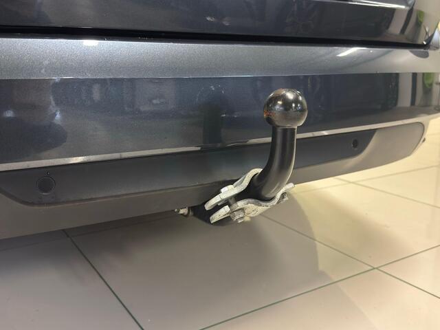 Renault MEGANE Estate 1.3 TCe 140 Techno | Navigatie | Trekhaak | Achteruitrijcamera |