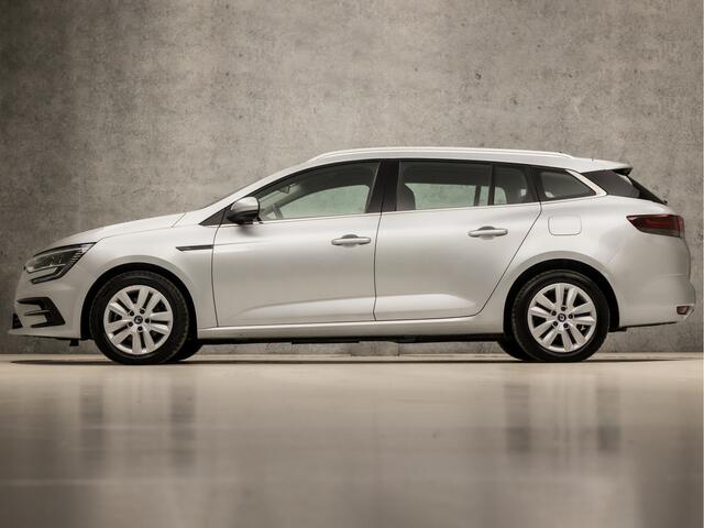 Renault MEGANE Estate 1.6 E-Tech Plug-In Hybrid Sport 160Pk Automaat (VIRTUAL COCKPIT, APPLE CARPLAY, GROOT NAVI, LED KOPLAMPEN, SPORTSTOELEN, PARKEERSENSOREN, CRUISE, NIEUWE APK, NIEUWSTAAT)