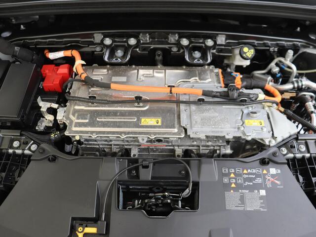 Renault MEGANE E-Tech comfort range iconic 60 kWh Navigatie | Stuurverwarming | Stoelverwarming | Camera | Apple Carplay | Android Auto | Pack Augmented Vision & Advanced Driving Assist