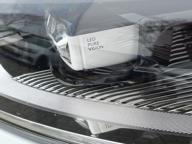 Renault MEGANE Estate 1.2 TCe GT-Line + LED + KUIPSTOELEN + HEADUP + CAMERA