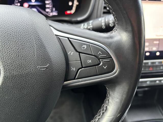 Renault MEGANE Estate 1.3 TCe Intens