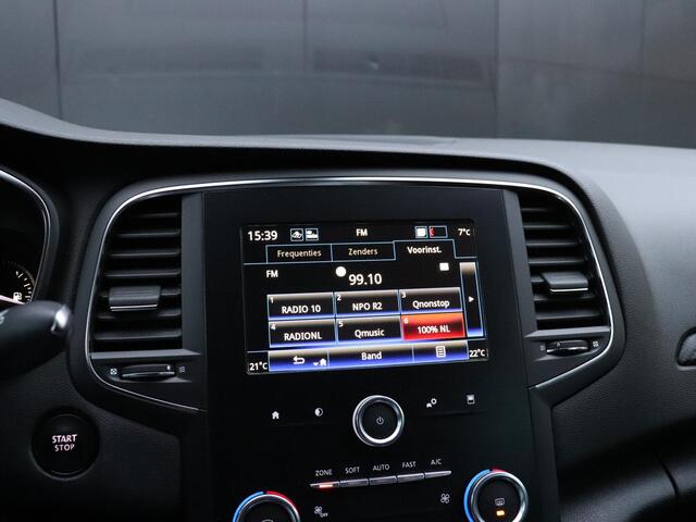 Renault MEGANE Estate 1.3 TCe Limited | PDC | TREKHAAK | CRUISE | NAVI |