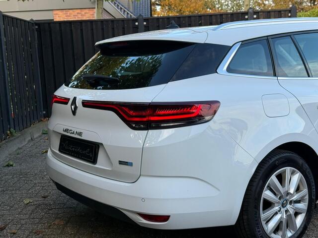 Renault MEGANE Estate 1.6 E-Tech Plug-In Hybrid 160 Business Zen