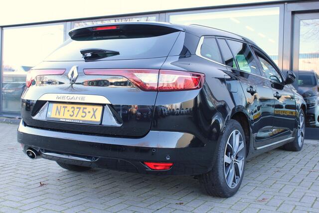 Renault MEGANE Estate 1.2 TCe Bose + KEYLESS + MASSAGE + CAMERA + NAVIGATIE
