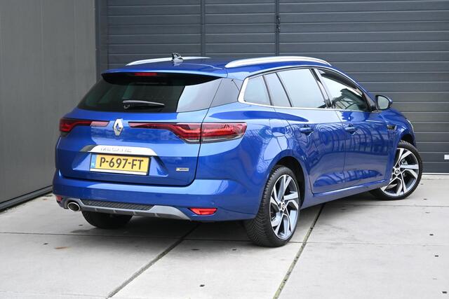 Renault MEGANE Estate TCe 160 EDC R.S. Line | AUTOMAAT | CAMERA | NAVI | HUD | BOSE | ALCANTARA | STOELVERWARMING | CRUISE CONTROL | CLIMATE CONTROL | PDC | LMV