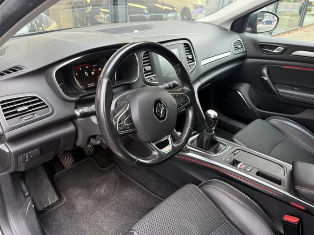 Renault MEGANE Estate 1.2 TCe Bose