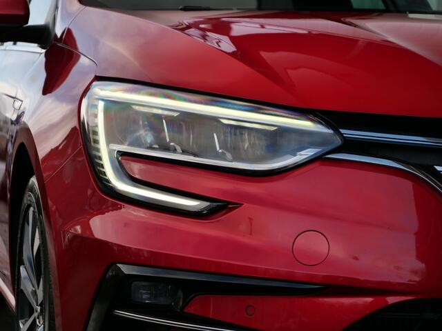 Renault MEGANE Estate 1.3 TCe Business Edition One 141 Pk Navigatie / DAB / Camera / Leer