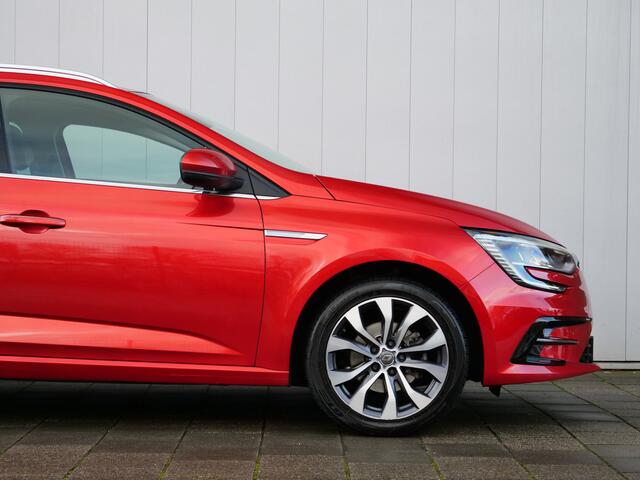 Renault MEGANE Estate 1.3 TCe Business Edition One 141 Pk Navigatie / DAB / Camera / Leer