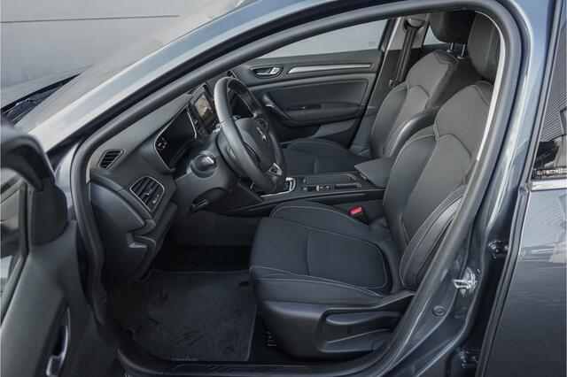 Renault MEGANE Estate 1.6 E-Tech Plug-In Hybrid 160 Business Camera Navi