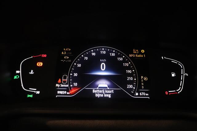 Renault MEGANE Estate 1.3 TCe 140 Techno | Climate control | Camera | Trekhaak | All Season banden | AppleCarplay AndroidAuto | LED koplampen | Navigatie |