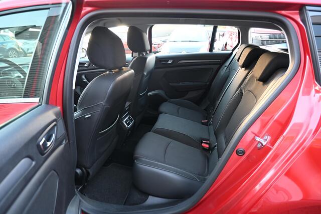 Renault MEGANE Estate TCe 115 Zen | APPLECARPLAY/ANDROIDAUTO | CLIMATE CONTROL | CRUISE CONTROL | PDC