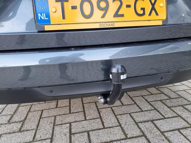 Renault MEGANE Estate 1.3 TCe 140 Techno | Navigatie | Achteruitrijcamera | Trekhaak |