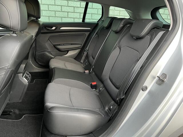 Renault MEGANE Estate 1.3 TCe 140 Techno | Trekhaak | All-Season banden | Achteruitrijcamera | Apple CarPlay / Android Auto |