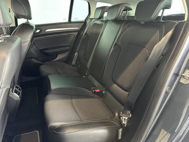 Renault MEGANE Estate 1.3 TCe 140 EDC Techno AUTOMAAT TREKHAAK | PARKEERSENSOREN V+A | CAMERA |