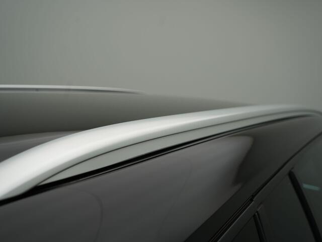 Renault MEGANE Estate TCe 140 EDC Techno - RIJKLAARPRIJS - Automaat - Achteruitrijcamera - All Seasonbanden - Trekhaak