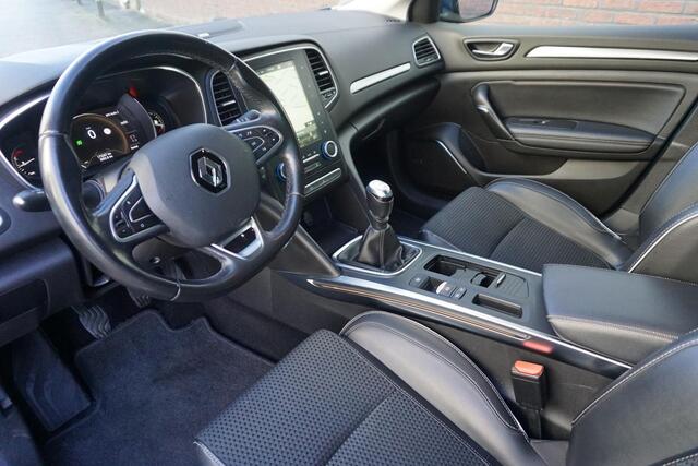 Renault MEGANE Estate 1.2 TCe 130PK Bose/Trekhaak/17Inch.LMV/ Nette auto!