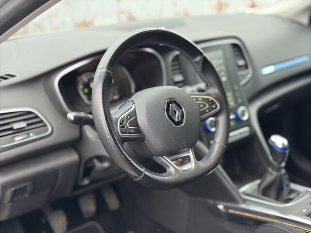 Renault MEGANE Estate 1.2 TCe GT-Line 132pk | Apple Carplay/Android Auto | Achteruitrijcamera | Bluetooth | Cruise Control | LED koplampen | Navigatiesysteem full map | Parkeersensor voor en achter | Trekhaak | Dealer onderhouden!