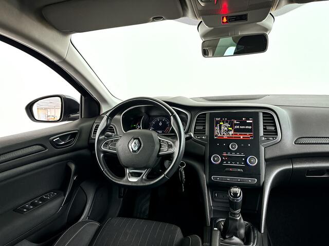 Renault MEGANE Estate 1.2 TCe Limited | Cruise control | Apple carplay | Airco