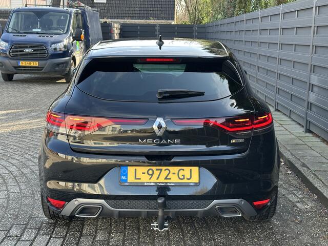 Renault MEGANE 140PK RS Line | BOSE Audio | Afn. Trekhaak | Keyless | Dodehoek detectie | Sportstoelen | Ambiant light | Park assist | AR Camera | Head up display
