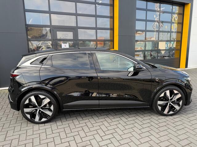 Renault MEGANE EV60 Techno 220 pk Pack Winter Harman Kardon