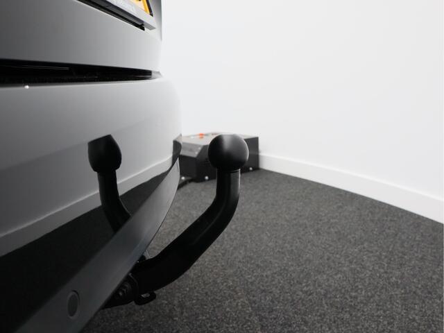 Renault MEGANE Estate 1.3 TCe 140 Techno/ lage km/ trekhaak!