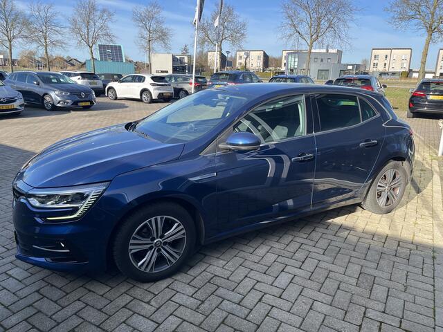 Renault MEGANE 1.3 TCe Intens Camera / Led / Bose / Hud / Carplay / Clima
