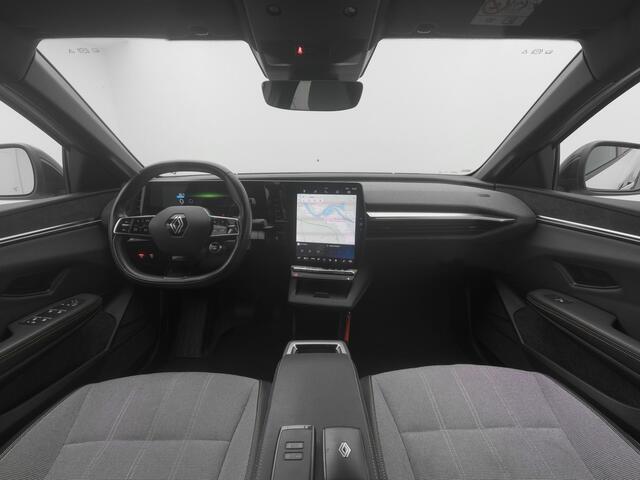 Renault MEGANE E-Tech EV60 Optimum Charge Iconic | CAMERA | CRUISE | STOEL- EN STUURVERW.